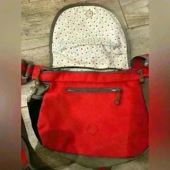 Sherpani red purse - Picture 4 of 7